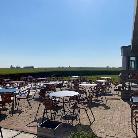 Logis Hotel & Restaurant De L'Aerodrome De La Baie De Somme Buigny-Saint-Maclou المظهر الخارجي الصورة