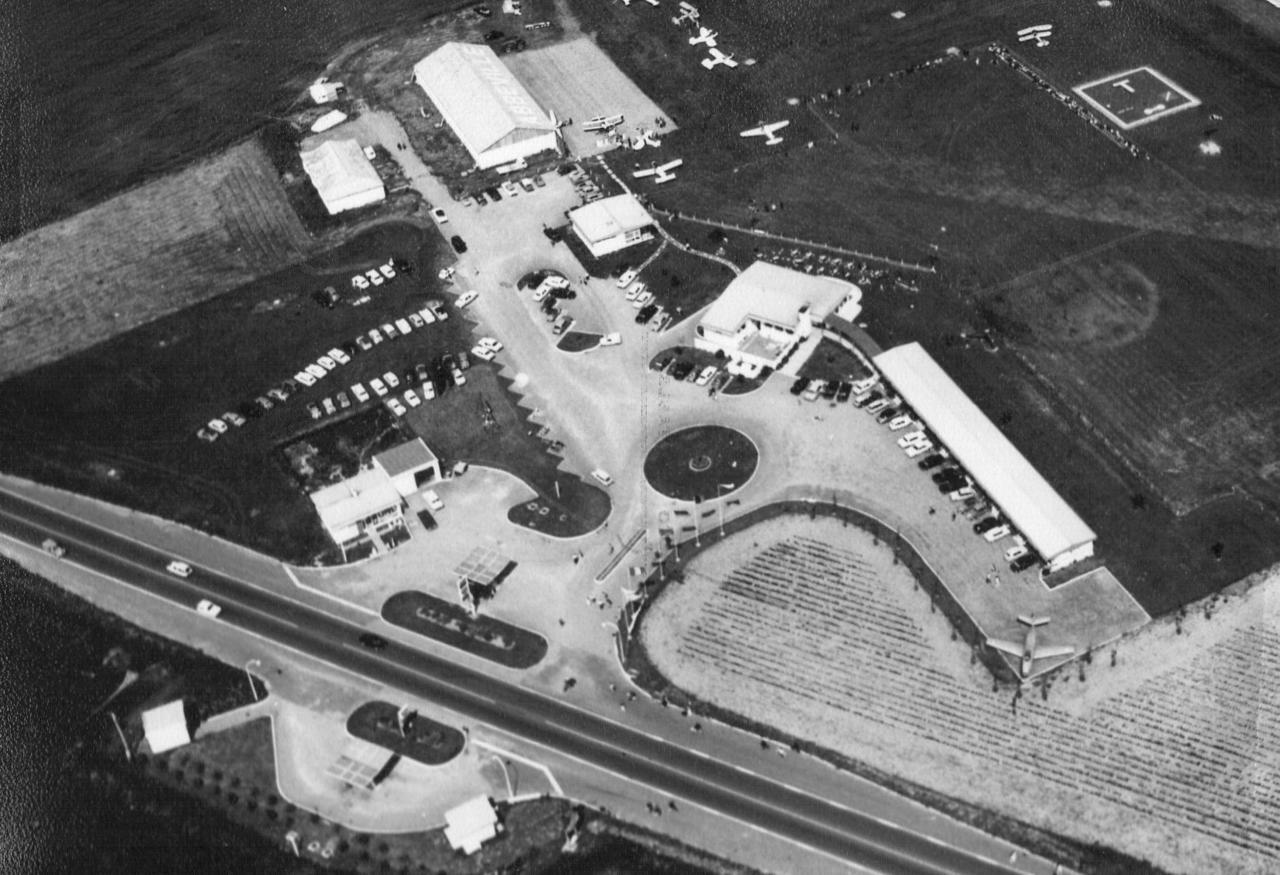 Logis Hotel & Restaurant De L'Aerodrome De La Baie De Somme Buigny-Saint-Maclou المظهر الخارجي الصورة