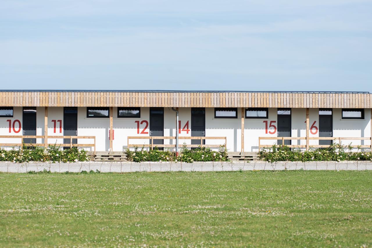Logis Hotel & Restaurant De L'Aerodrome De La Baie De Somme Buigny-Saint-Maclou المظهر الخارجي الصورة