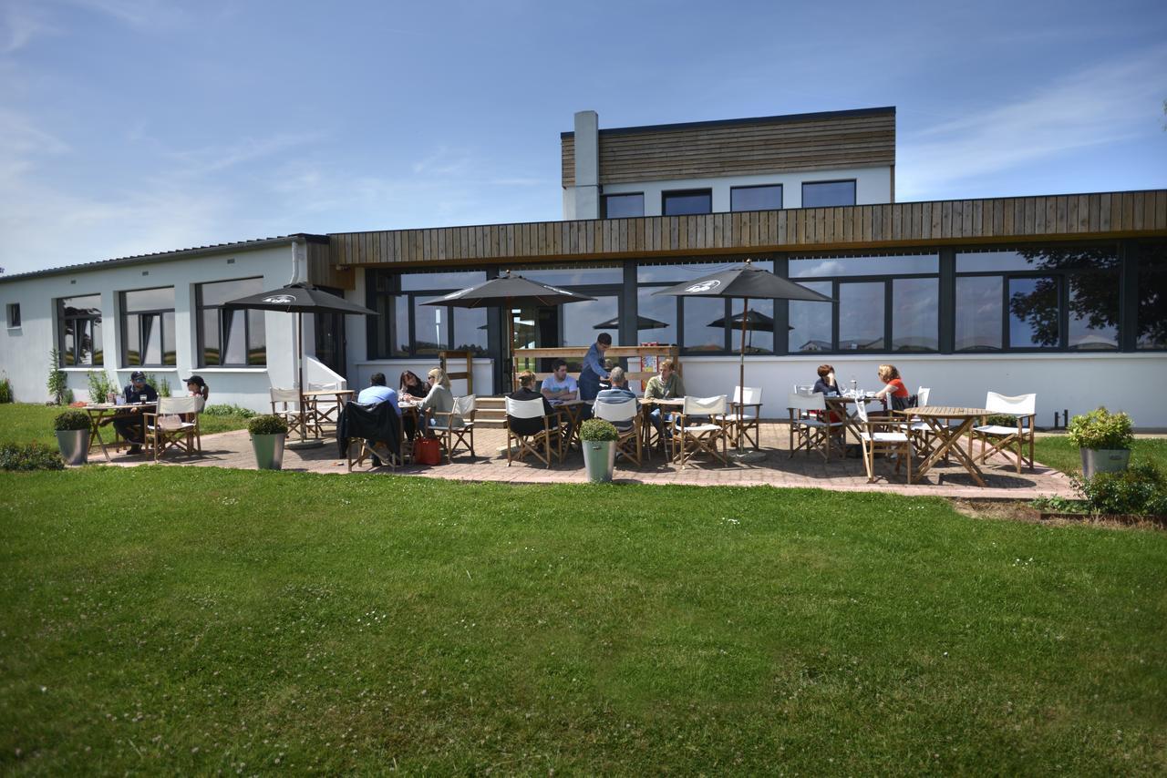 Logis Hotel & Restaurant De L'Aerodrome De La Baie De Somme Buigny-Saint-Maclou المظهر الخارجي الصورة